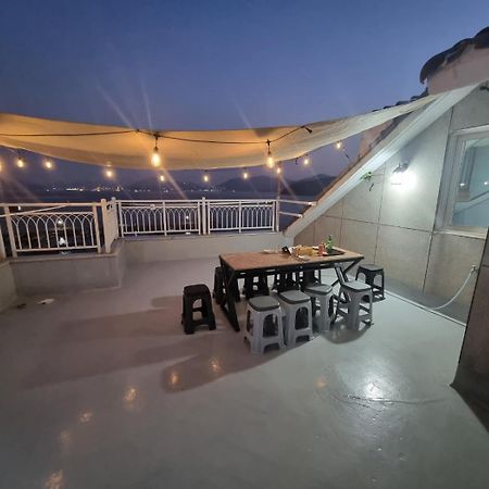 Geoje Seaside Two Floors Villa 外观 照片